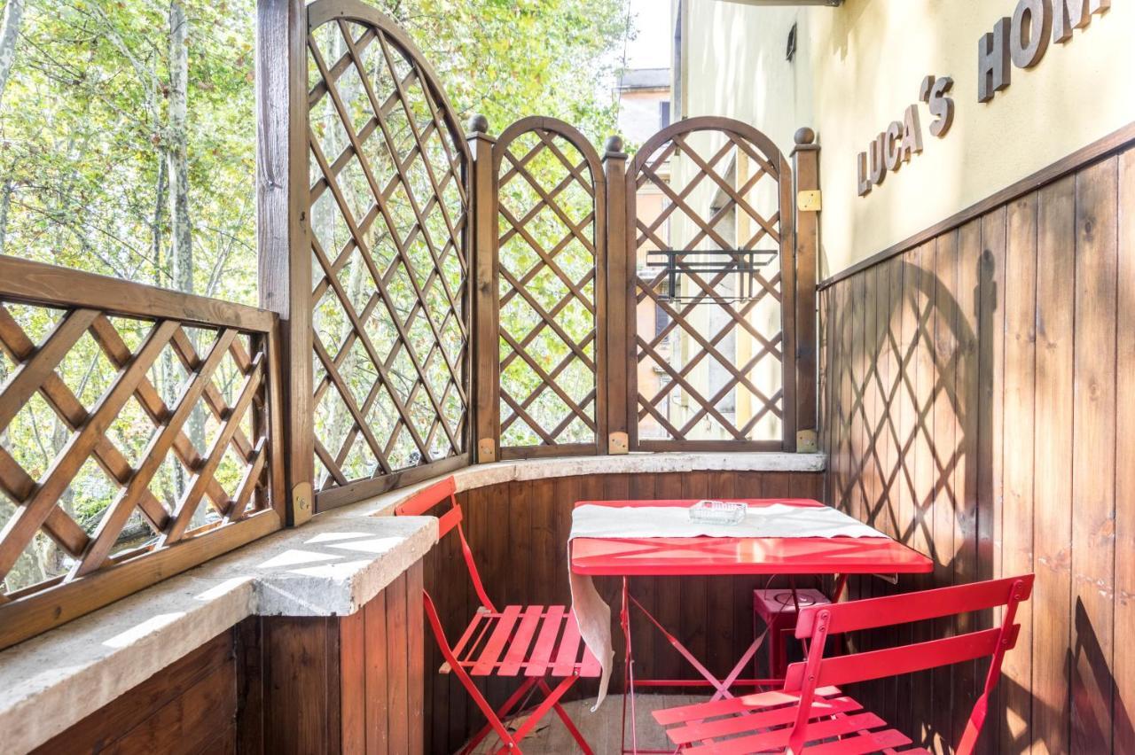Family'S Apartment Trastevere Рим Екстериор снимка